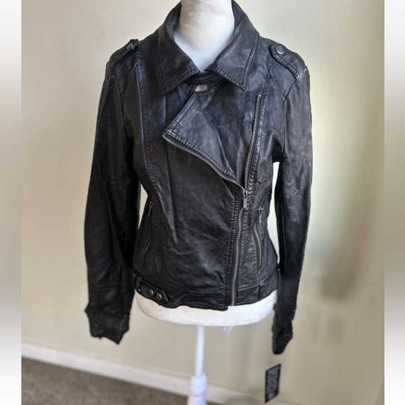 blanc noir Jackets & Blazers - Blanc Noir Women’s Y2K Black Moto Jacket Vegan Faux Leather Full Zip M NWT
